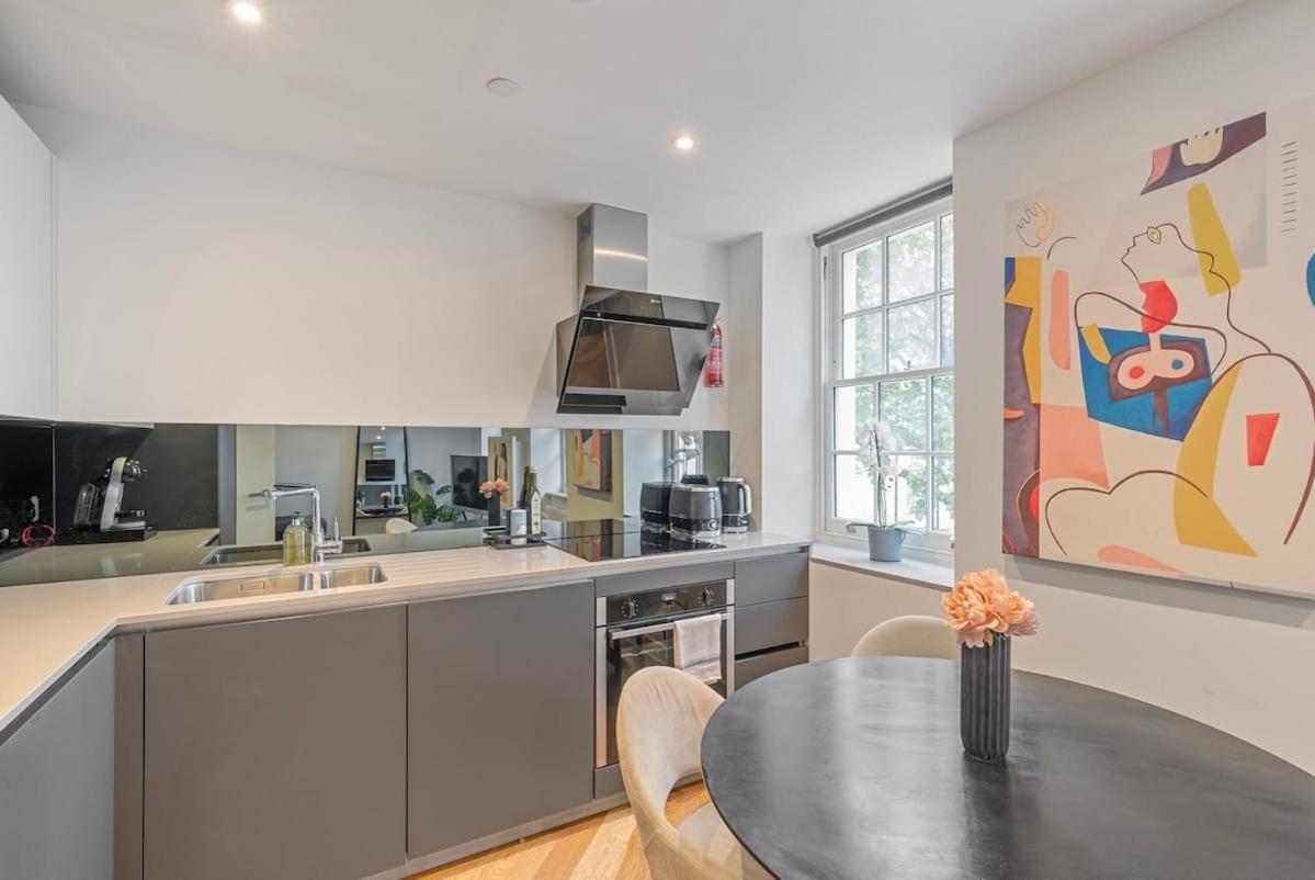 Modern 1 Bedroom Apartment In Fitzrovia London Eksteriør billede